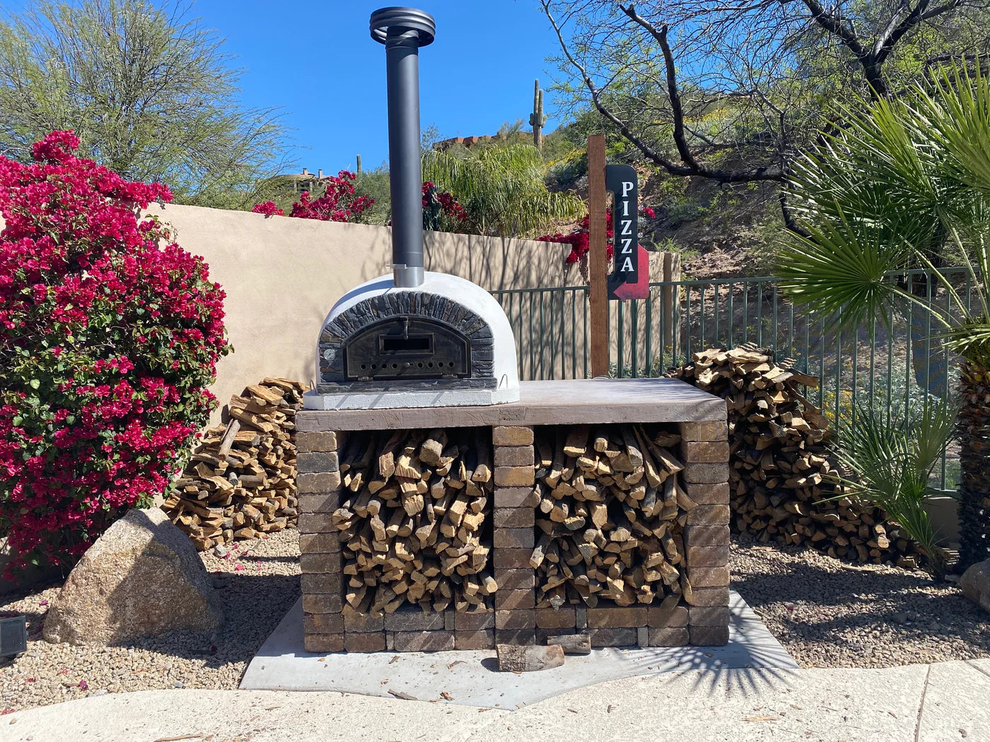 BUENA VENTURA "PRETO" PREMIUM PIZZA OVEN