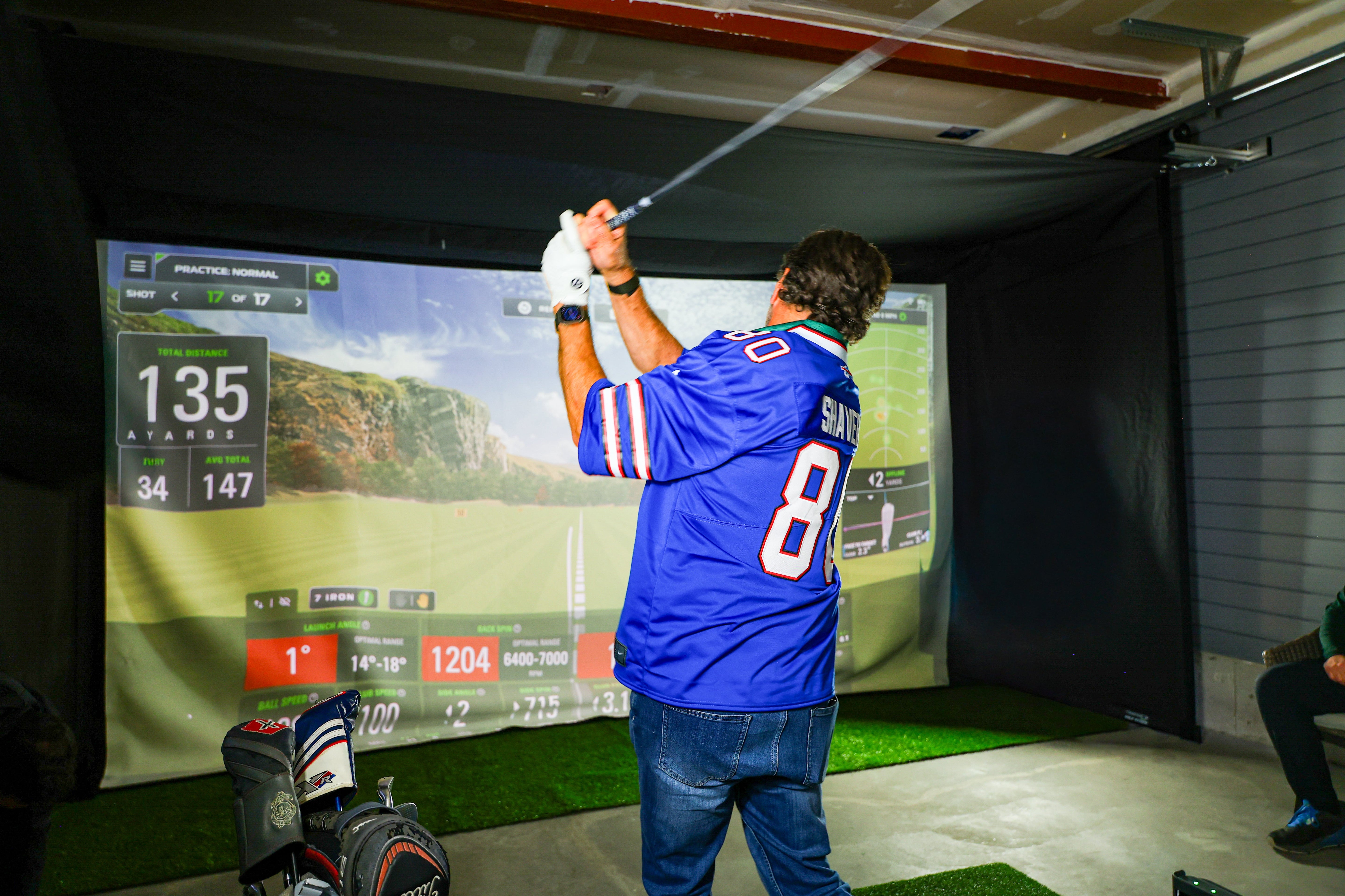 Vanish Series Retractable Golf Enclosure