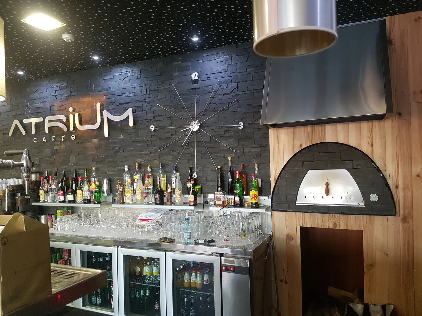 MAXIMUS PRIME LARGE PORTABLE PIZZA OVEN BLACK