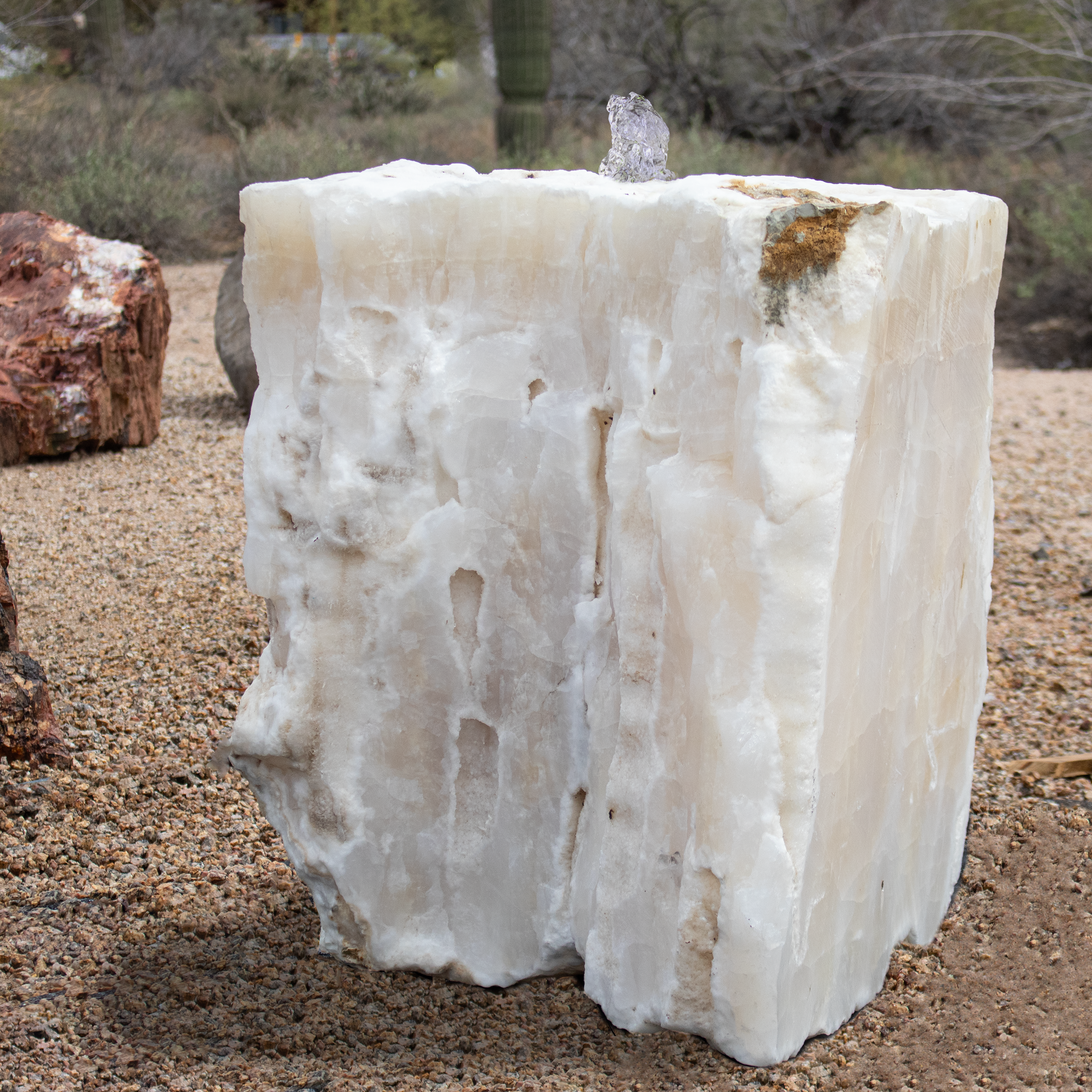 Ice White Onyx Boulder Fountain - V Cut Shape