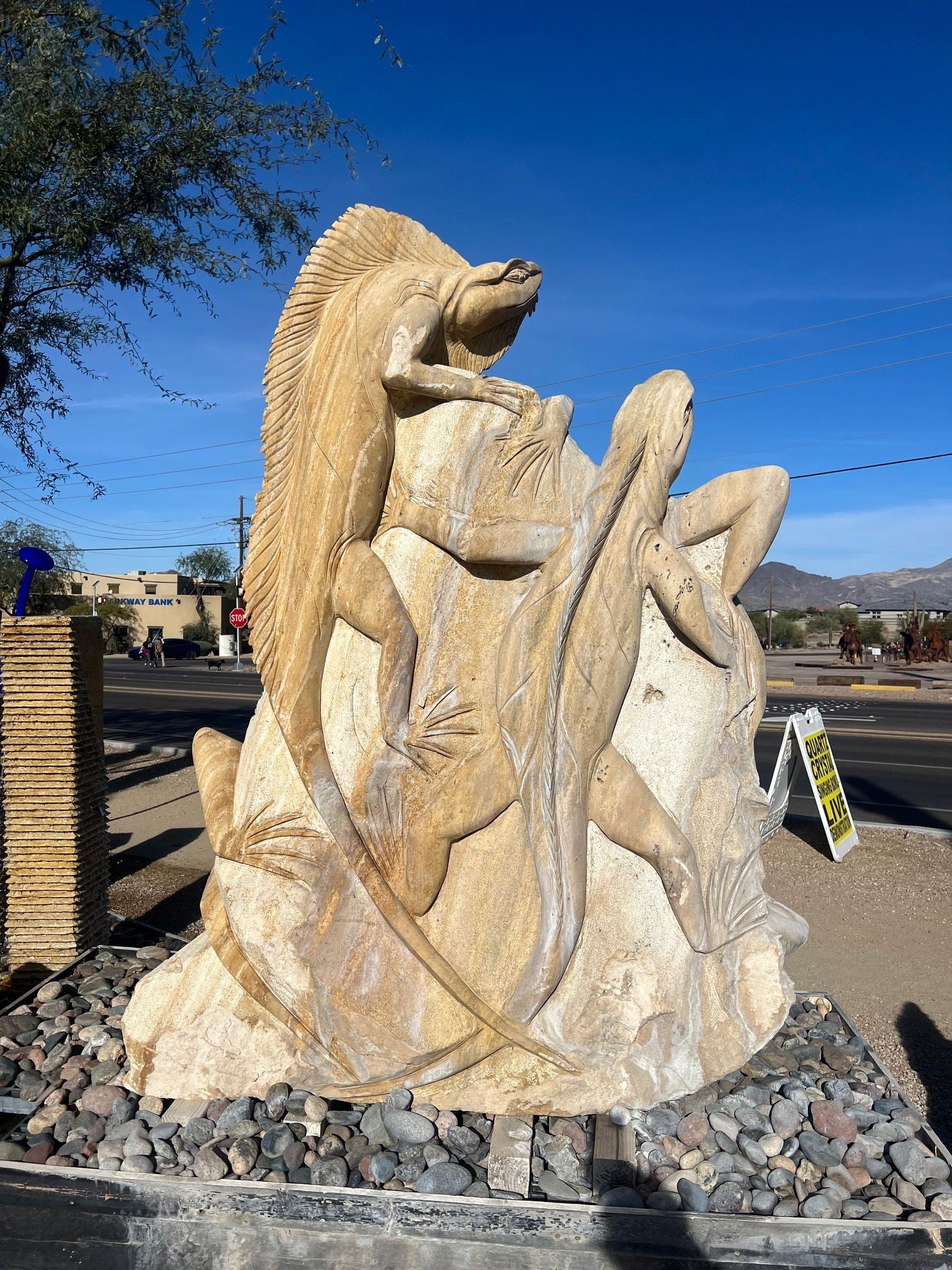 Onyx 5 Iguana Fountain - Hand-Carved