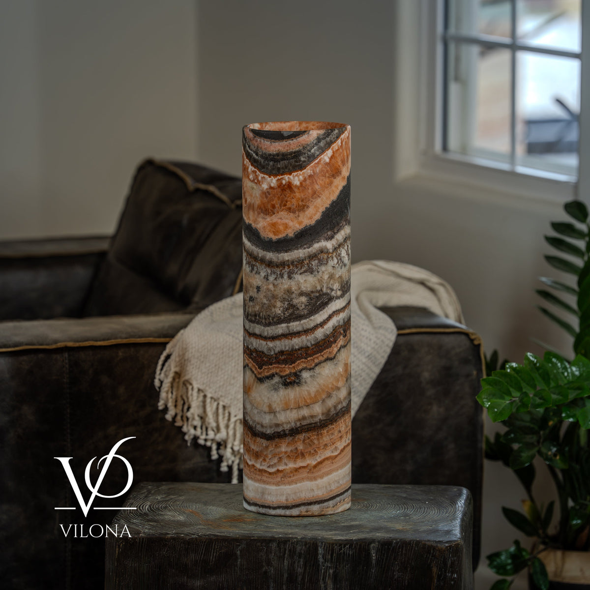 Tangerine Onyx Cylinder Table Lamp — 19.75″