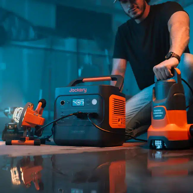 Jackery Solar Generator 2000 V2 – 1*E2000 V2 + 1*500W Solar Panel