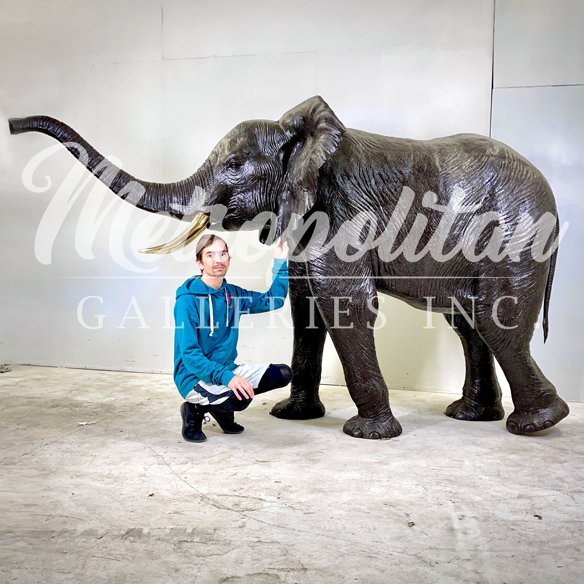 Life-size Elephant Fountain Bronze Statue