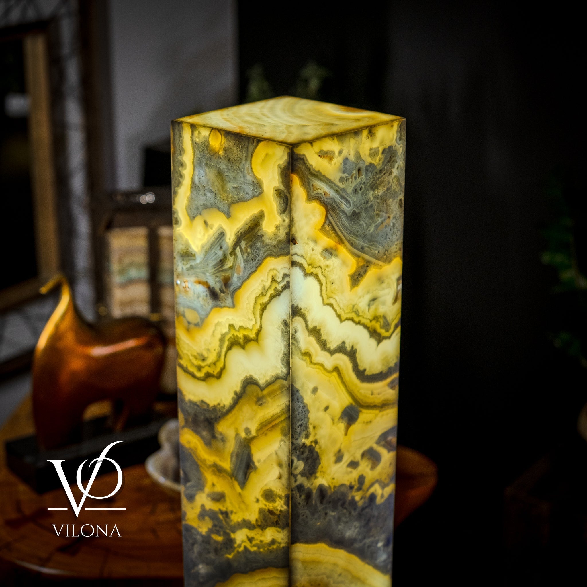 Golden Cloud Onyx Square Table Lamp #4