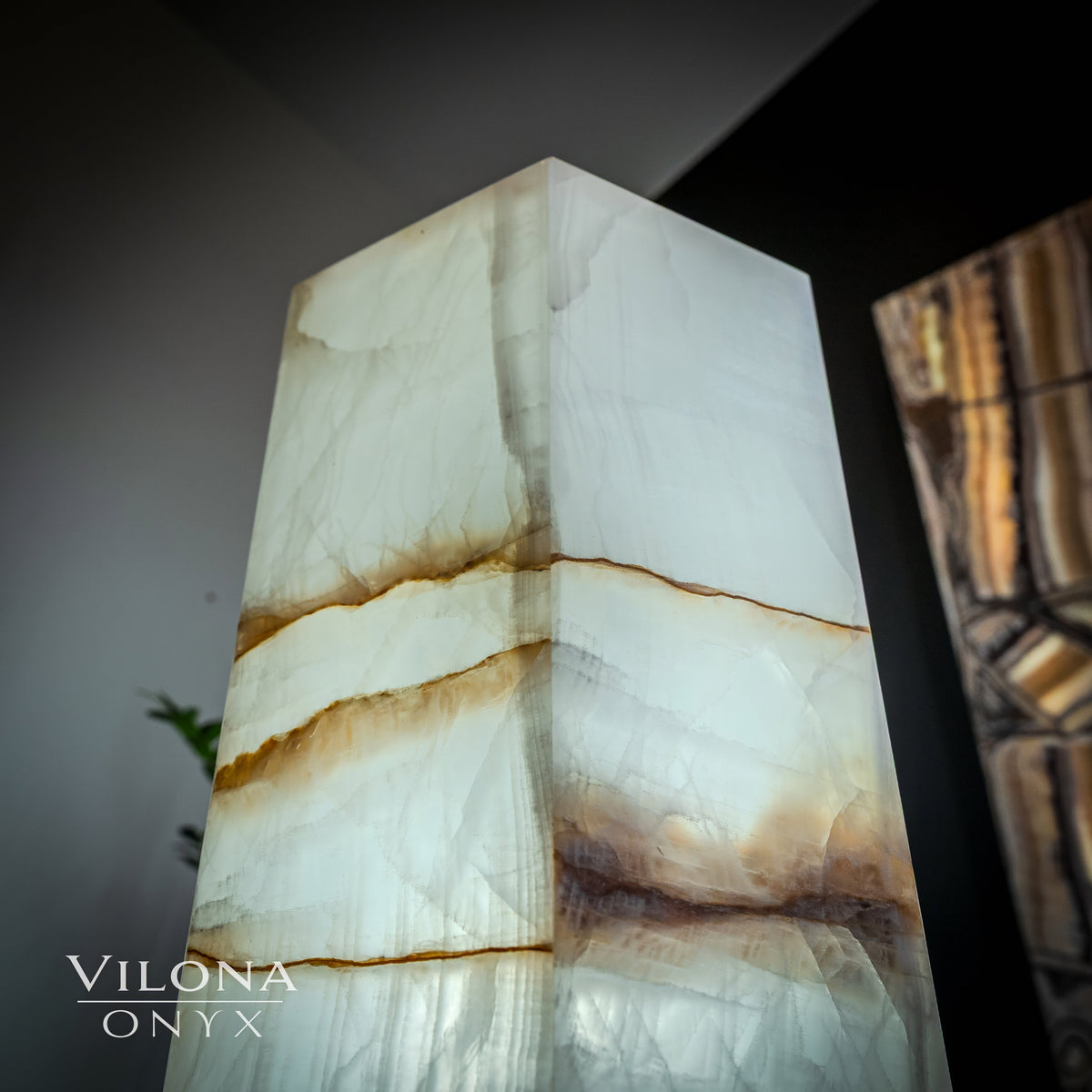 Ice Onyx Lamp (Hexagon Table Lamp #1)