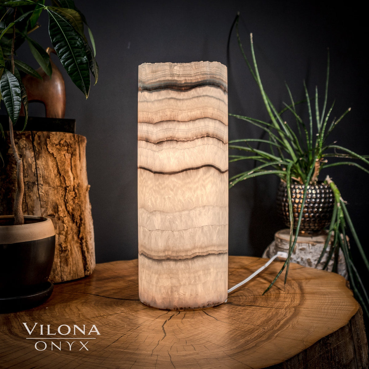 Ice Onyx Lamp (Medium Table Lamp #1)