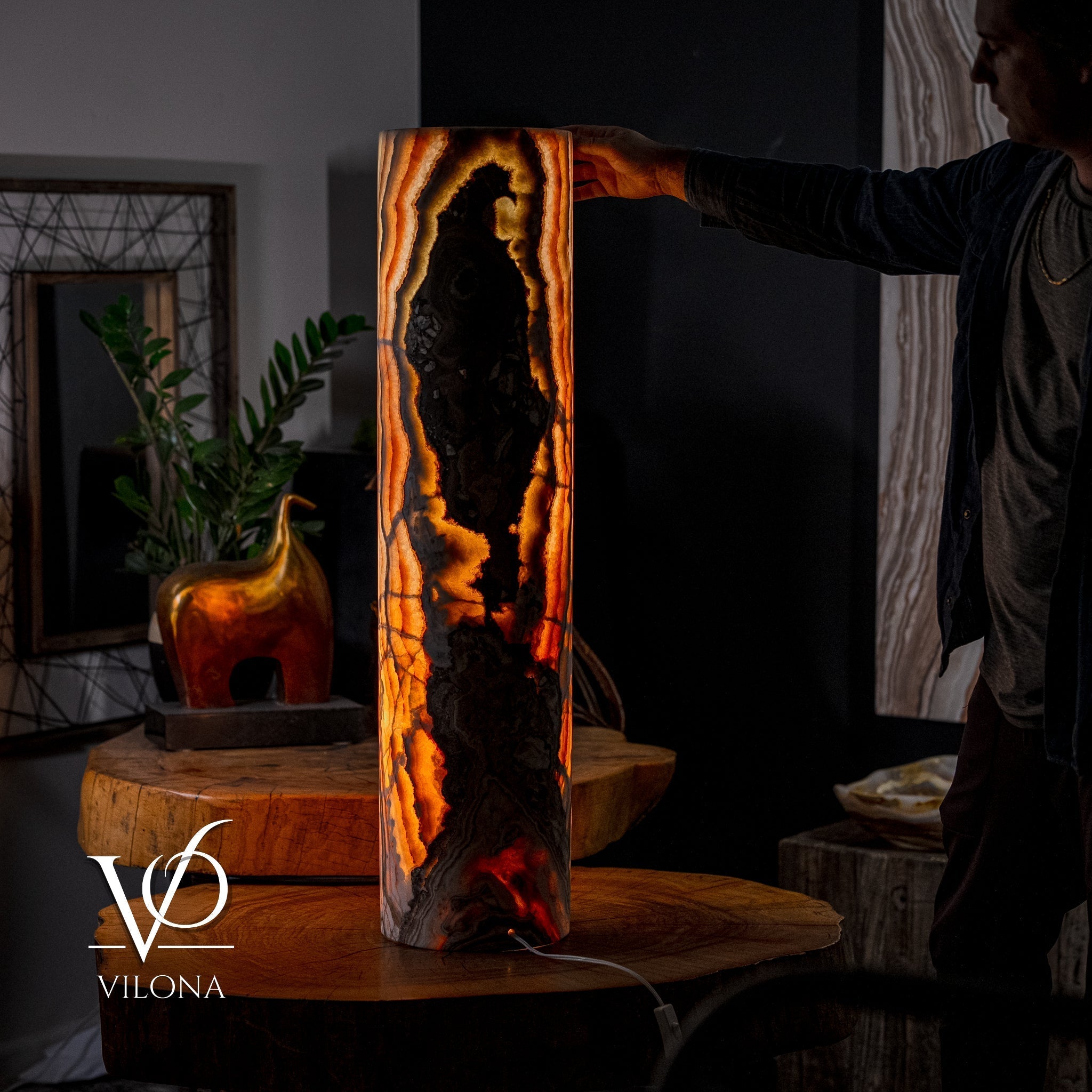 Sahara Onyx Floor Lamp (Cylinder #2)